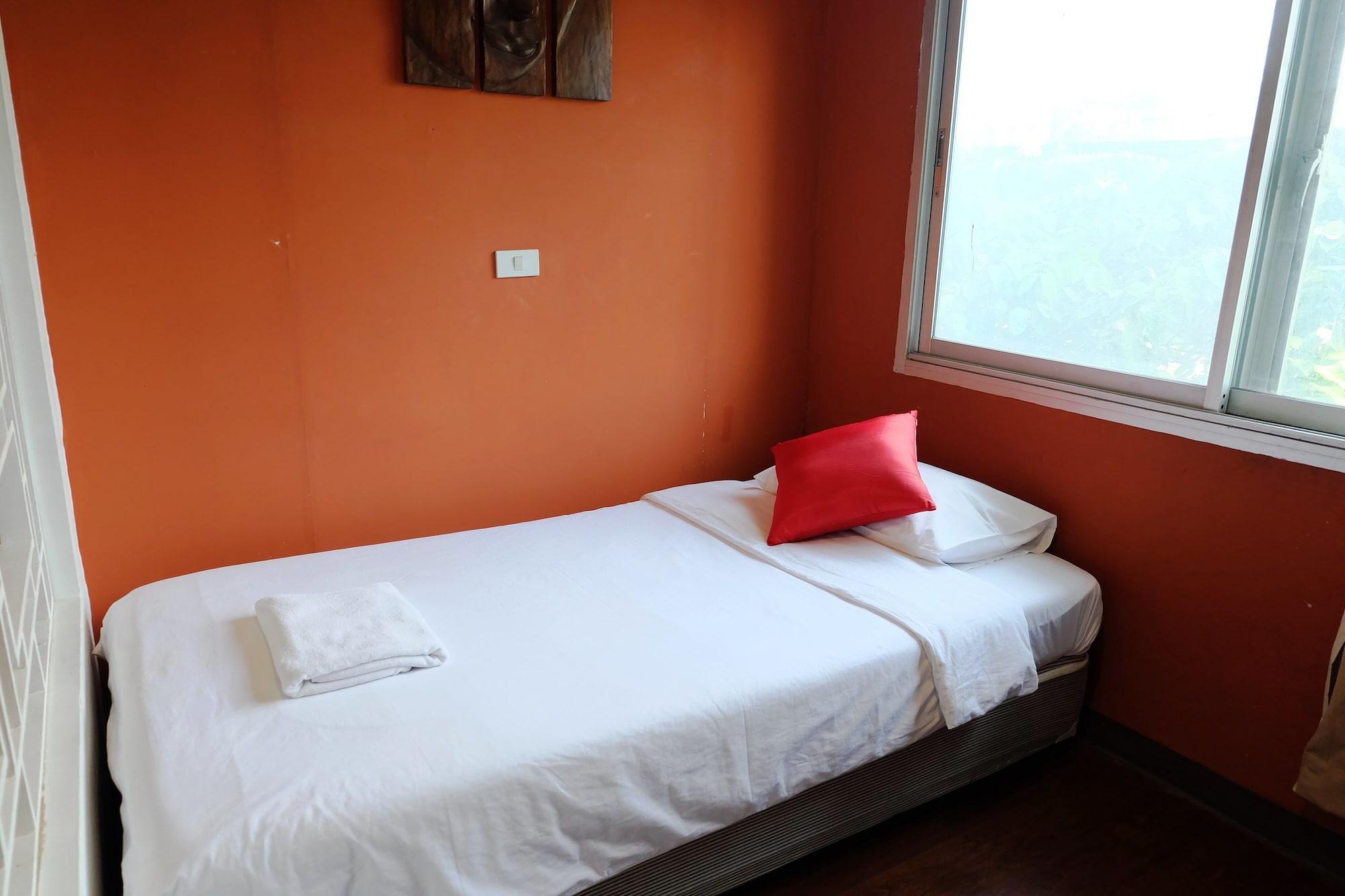 Take A Nap Hostel Bangkok Buitenkant foto