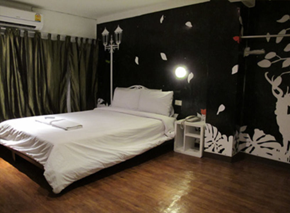 Take A Nap Hostel Bangkok Buitenkant foto